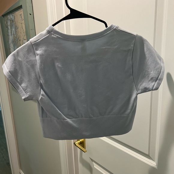 Aerie cropped short sleeve - Picture 2 of 3